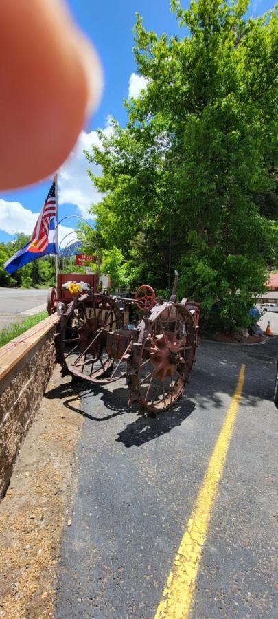 Hot Springs Inn Ouray Exterior photo